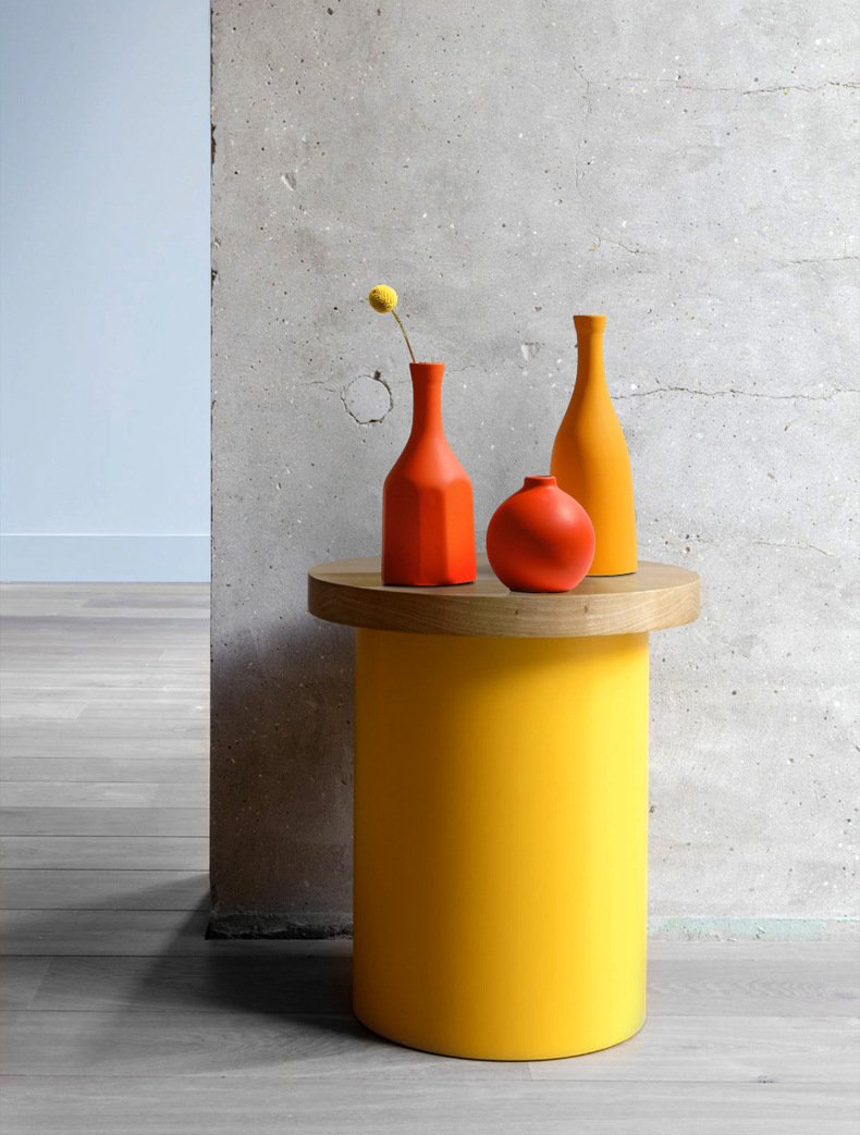 Contrasted Ceramic Vases