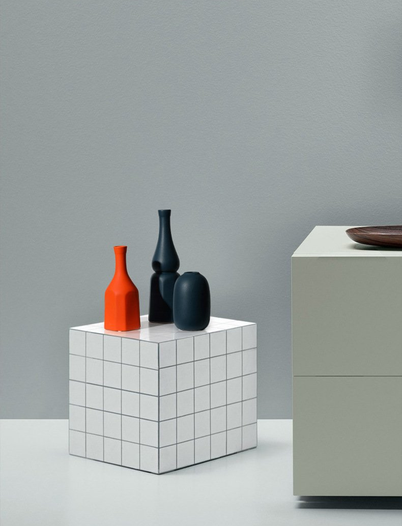 Contrasted Ceramic Vases